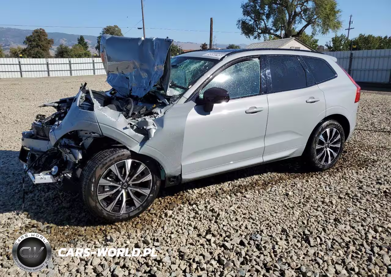 2025 Volvo Xc60 Core