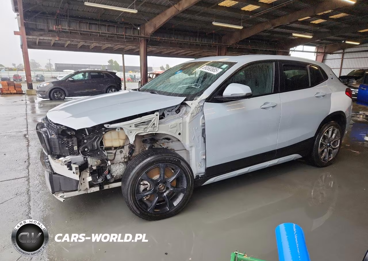 2022 BMW X2 xDrive28I