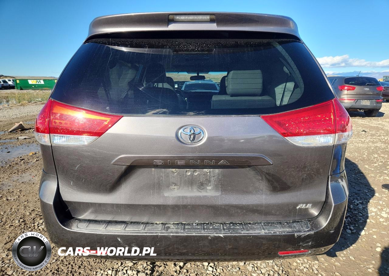 2011 Toyota Sienna Xle VIN:5TDDK3DC7BS008856 - 6