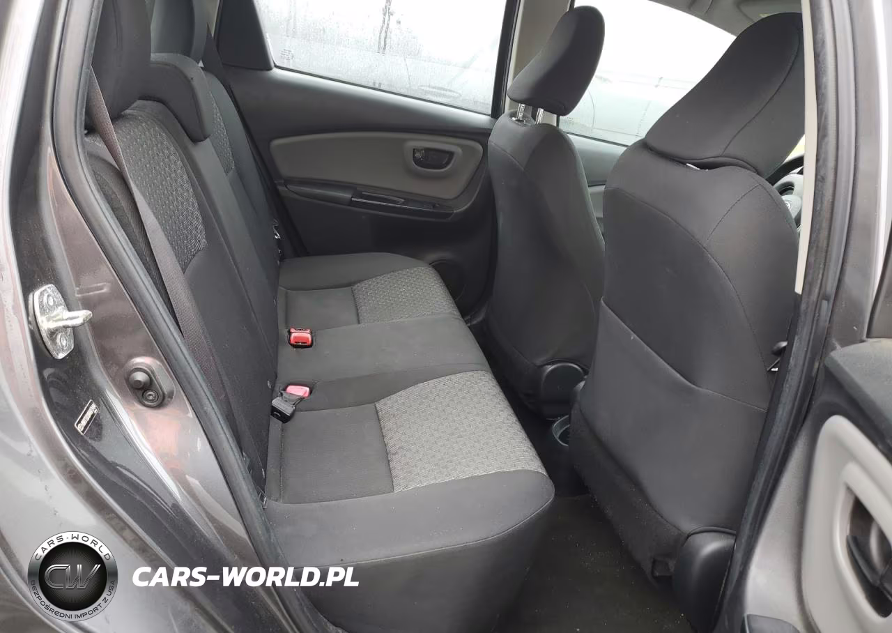 2017 Toyota Yaris 5-Door L Fleet VIN:VNKKTUD30HA079484 - 10