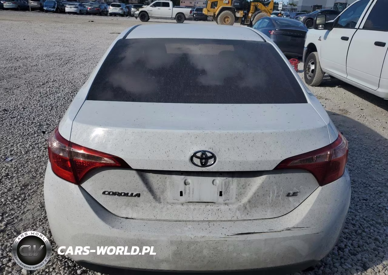 2019 Toyota Corolla Le VIN:5YFBURHE5KP877724 - 6