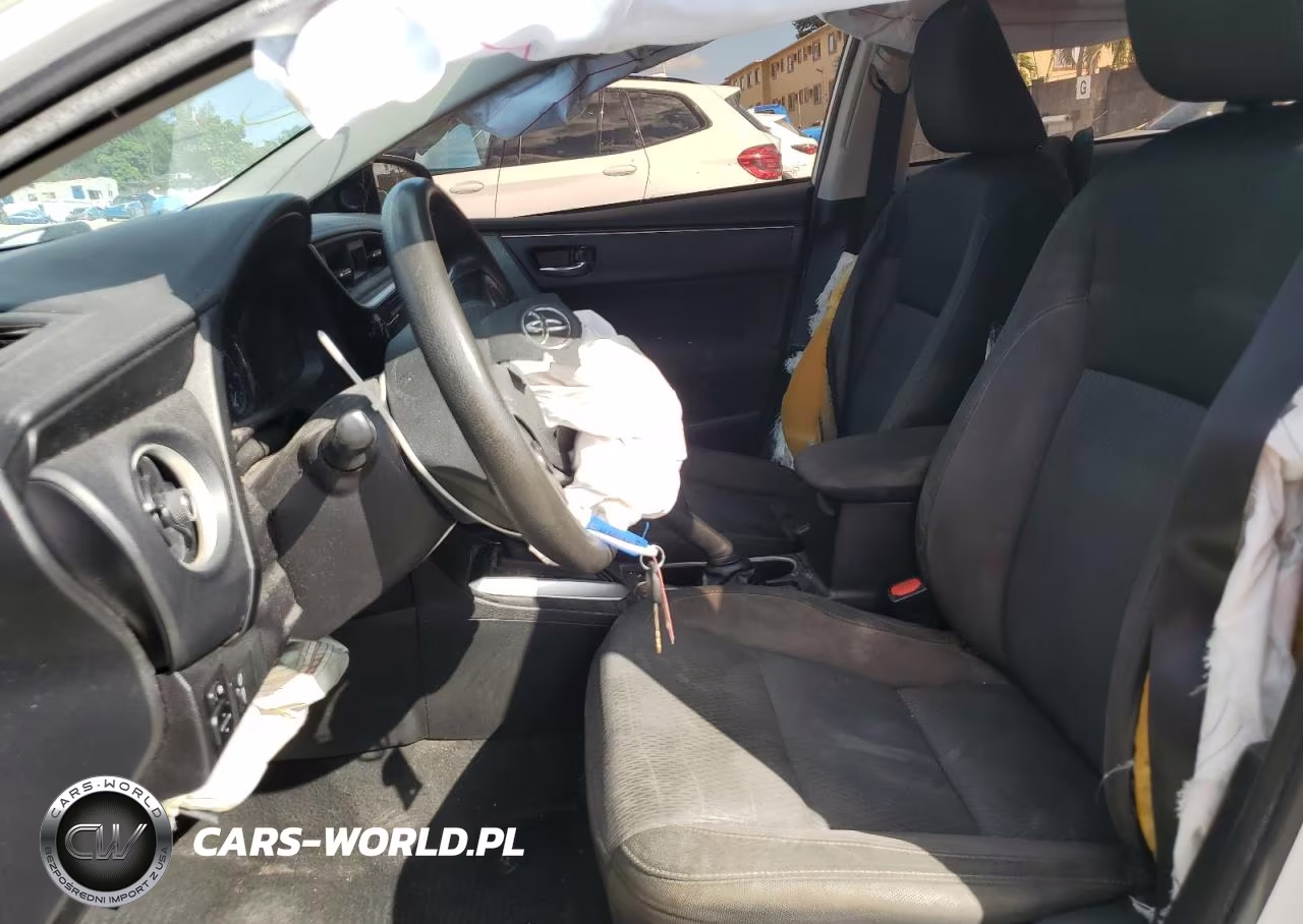 2019 Toyota Corolla Le VIN:5YFBURHE5KP877724 - 7