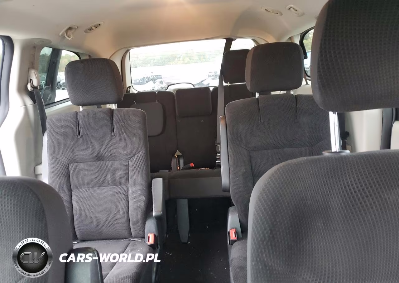 2019 Dodge Grand Caravan Se VIN:2C4RDGBG3KR586782 - 10