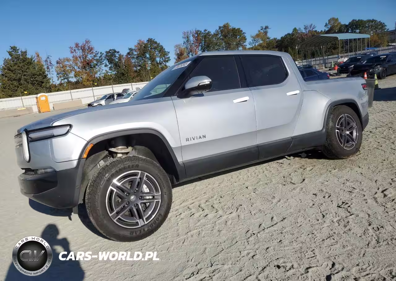 2025 Rivian R1T Adventure