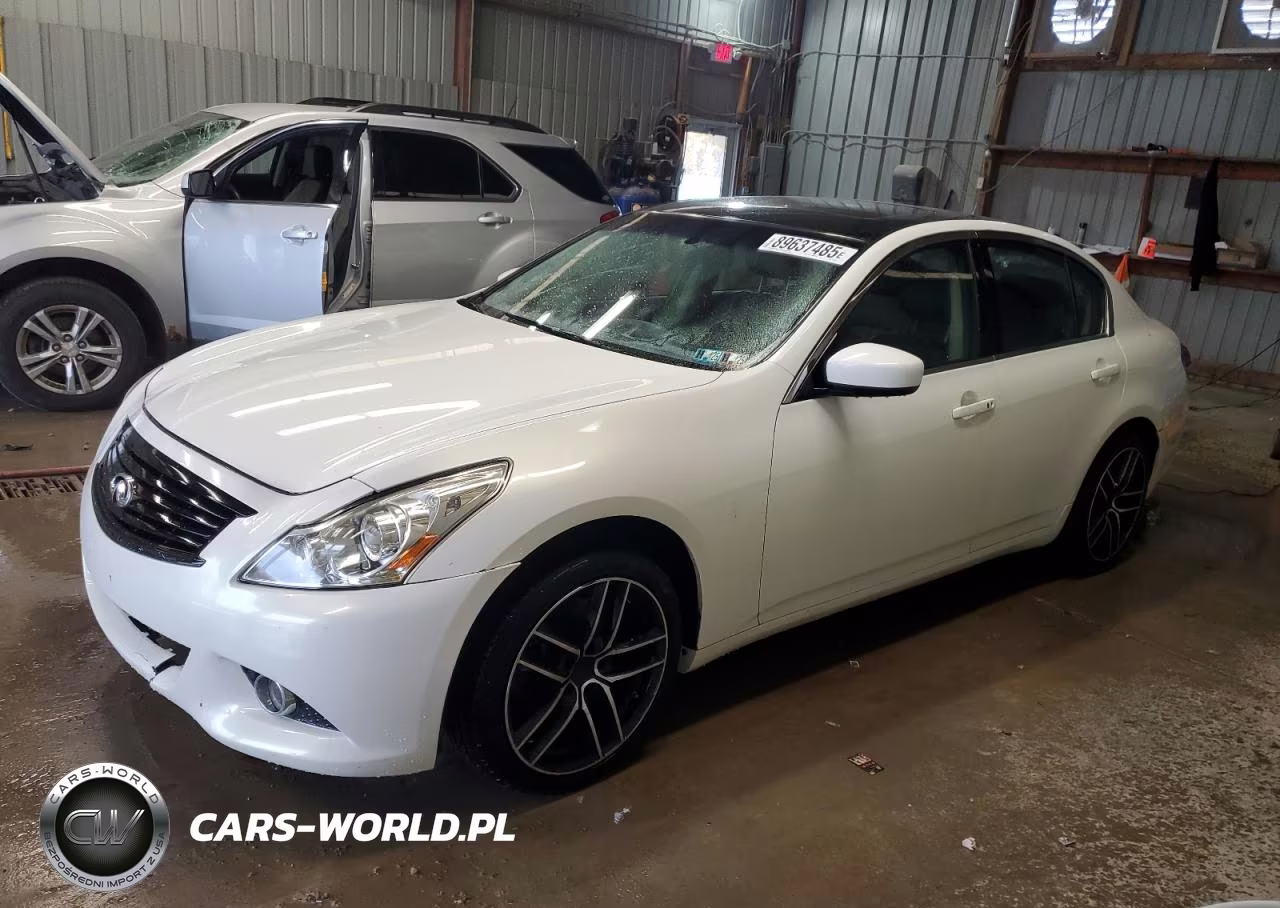 2012 Infiniti G37