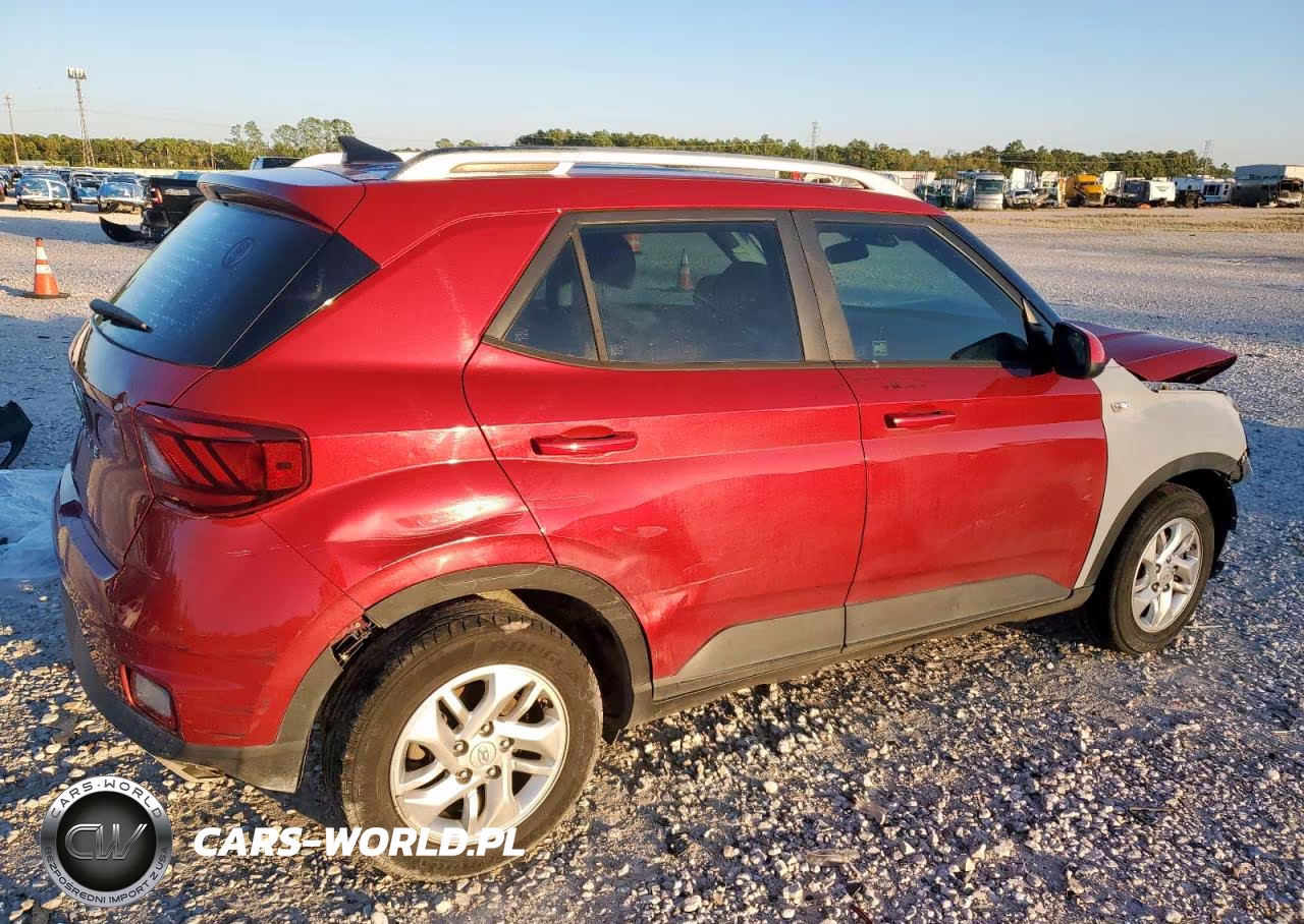 2020 Hyundai Venue Sel VIN:KMHRC8A35LU017150 - 3