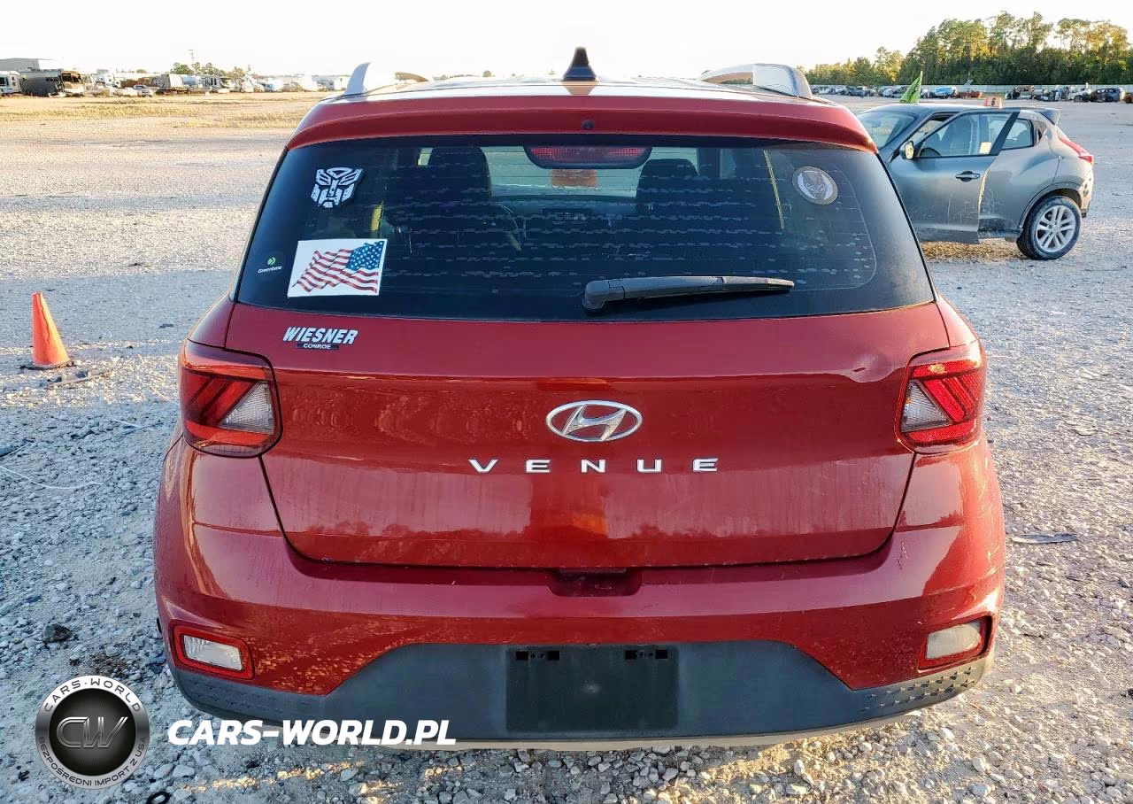 2020 Hyundai Venue Sel VIN:KMHRC8A35LU017150 - 6