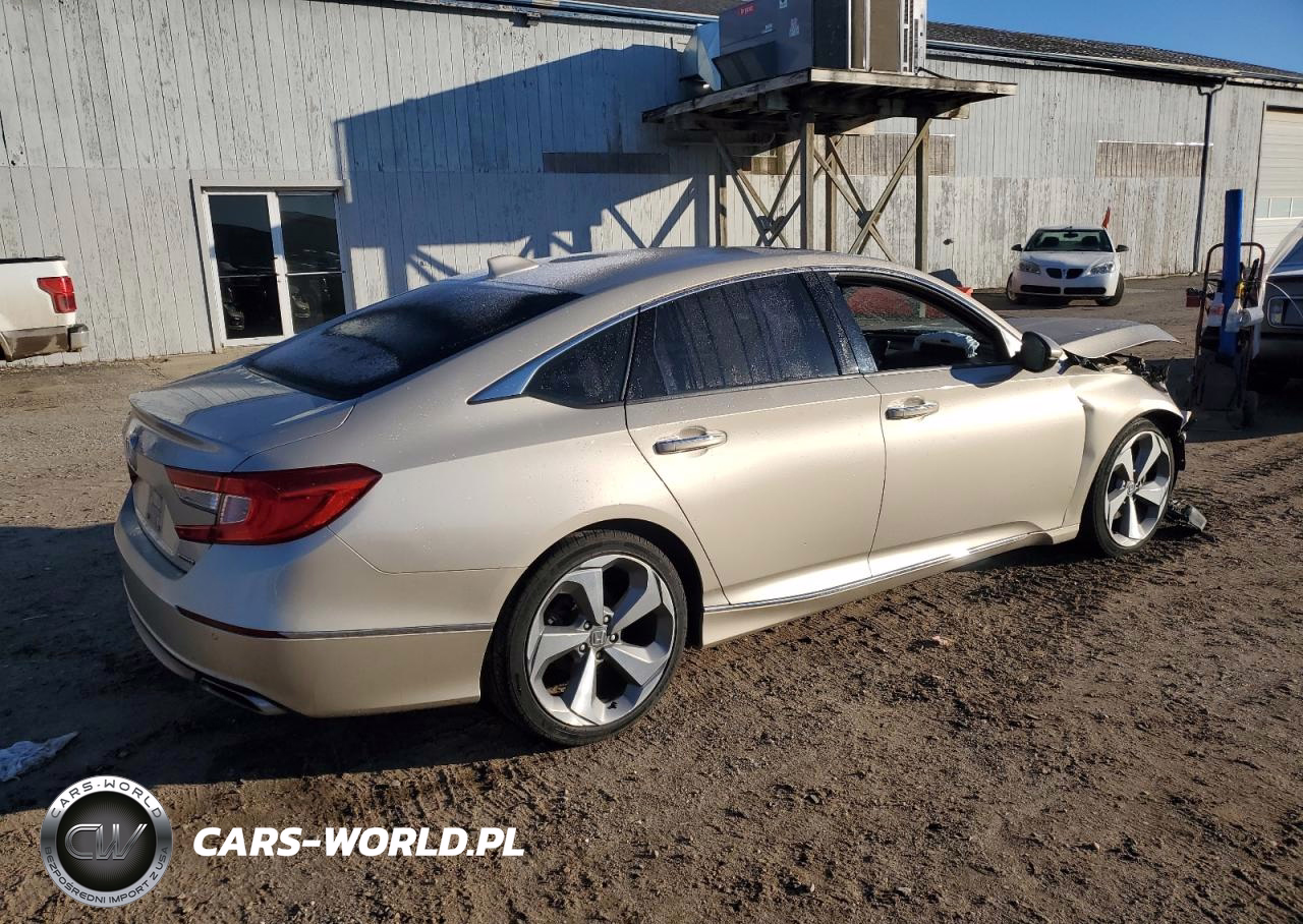 2018 Honda Accord Touring VIN:1HGCV1F90JA059279 - 3