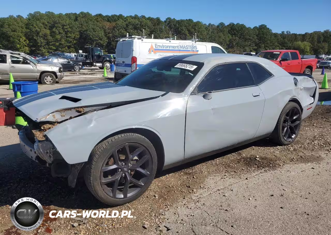 2021 Dodge Challenger Sxt