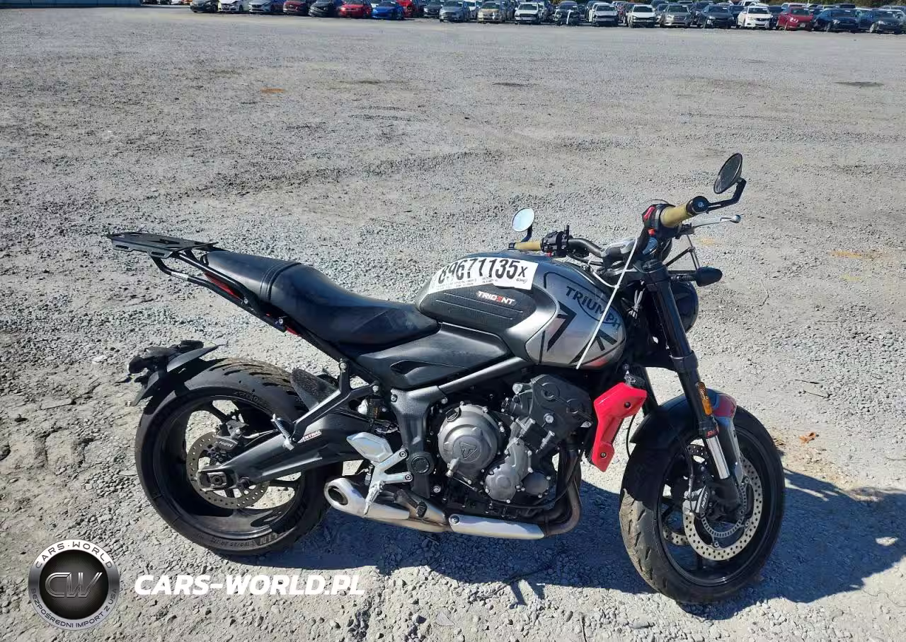 2022 Triumph Motorcycle Trident 660