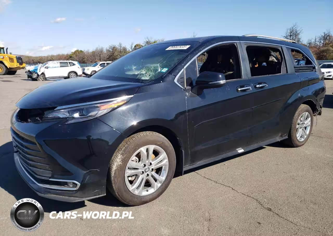 2024 Toyota Sienna Platinum