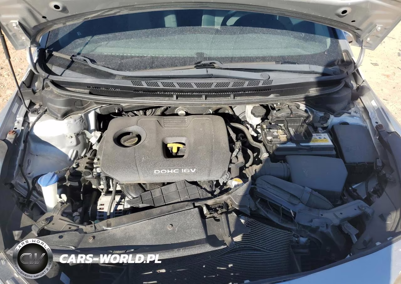 2018 Kia Forte Lx VIN:3KPFK4A73JE281226 - 11