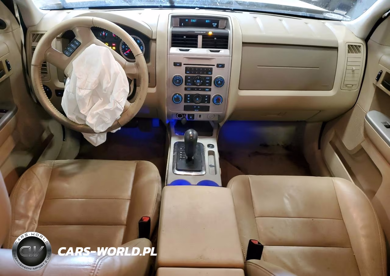 2010 Ford Escape Xlt VIN:1FMCU0DG2AKC65996 - 8