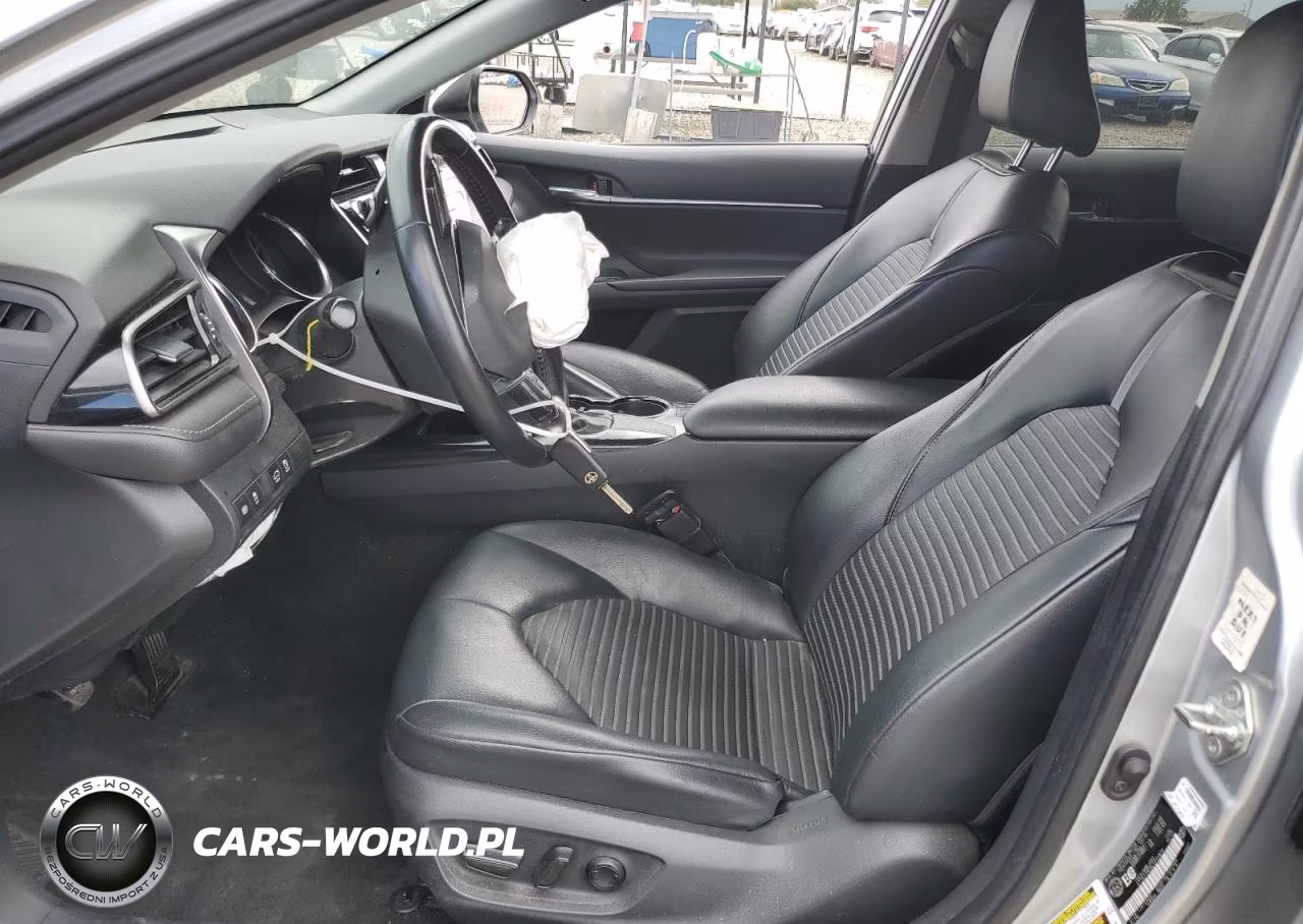 2020 Toyota Camry Se VIN:4T1G11AK9LU334876 - 7