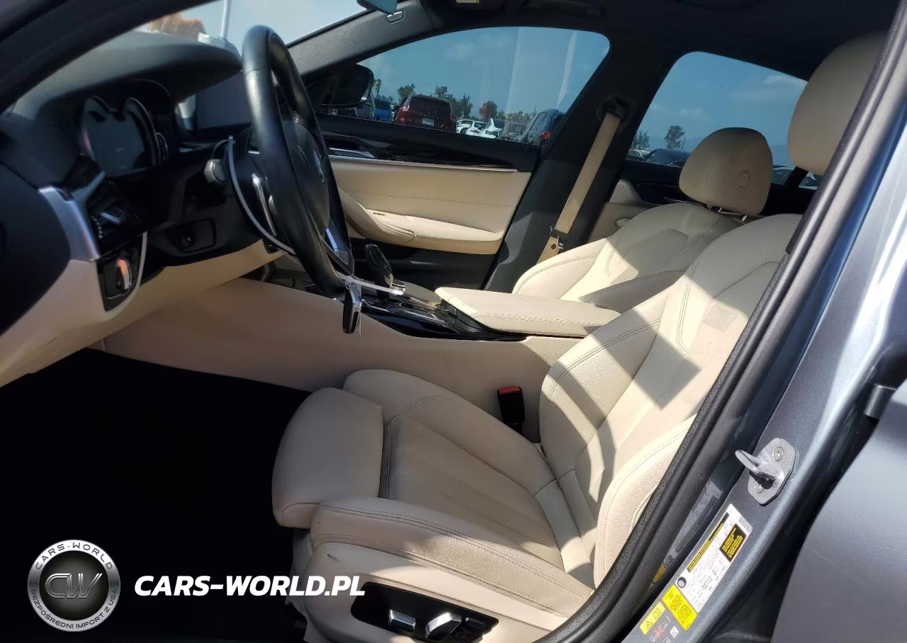 2019 BMW 530E VIN:WBAJA9C54KB389419 - 7