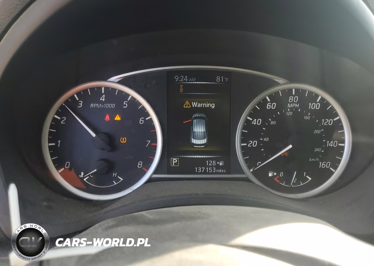 2018 Nissan Sentra S VIN:3N1AB7AP3JY248255 - 9