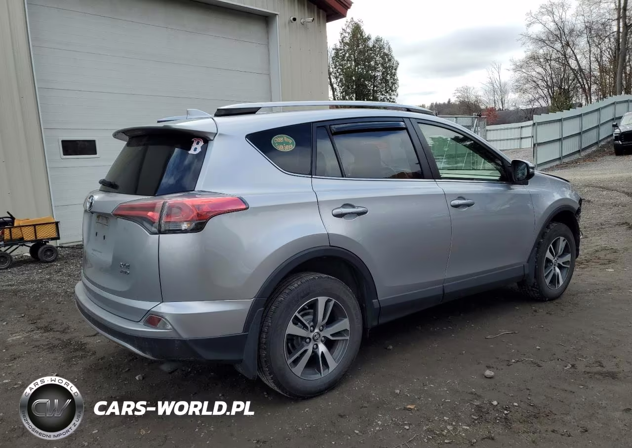 2018 Toyota Rav4 VIN:JTMRFREV4JJ228755 - 3