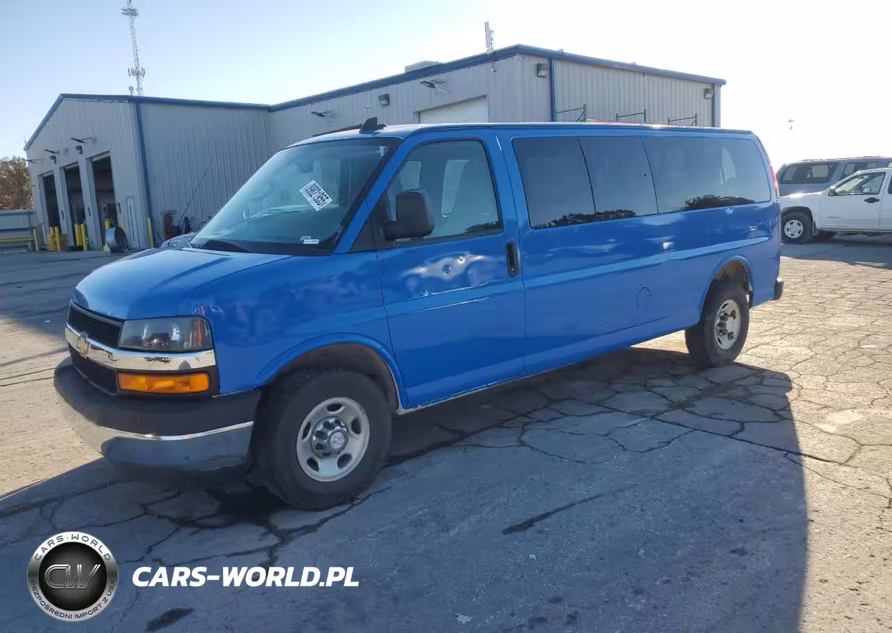 2018 Chevrolet Express G3500 Lt