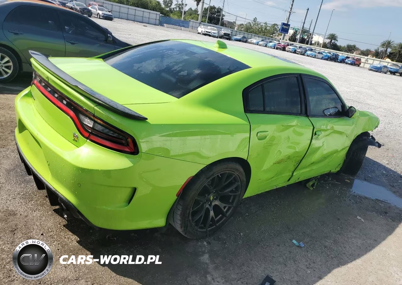 2019 Dodge Charger Scat Pack VIN:2C3CDXGJ7KH740267 - 3