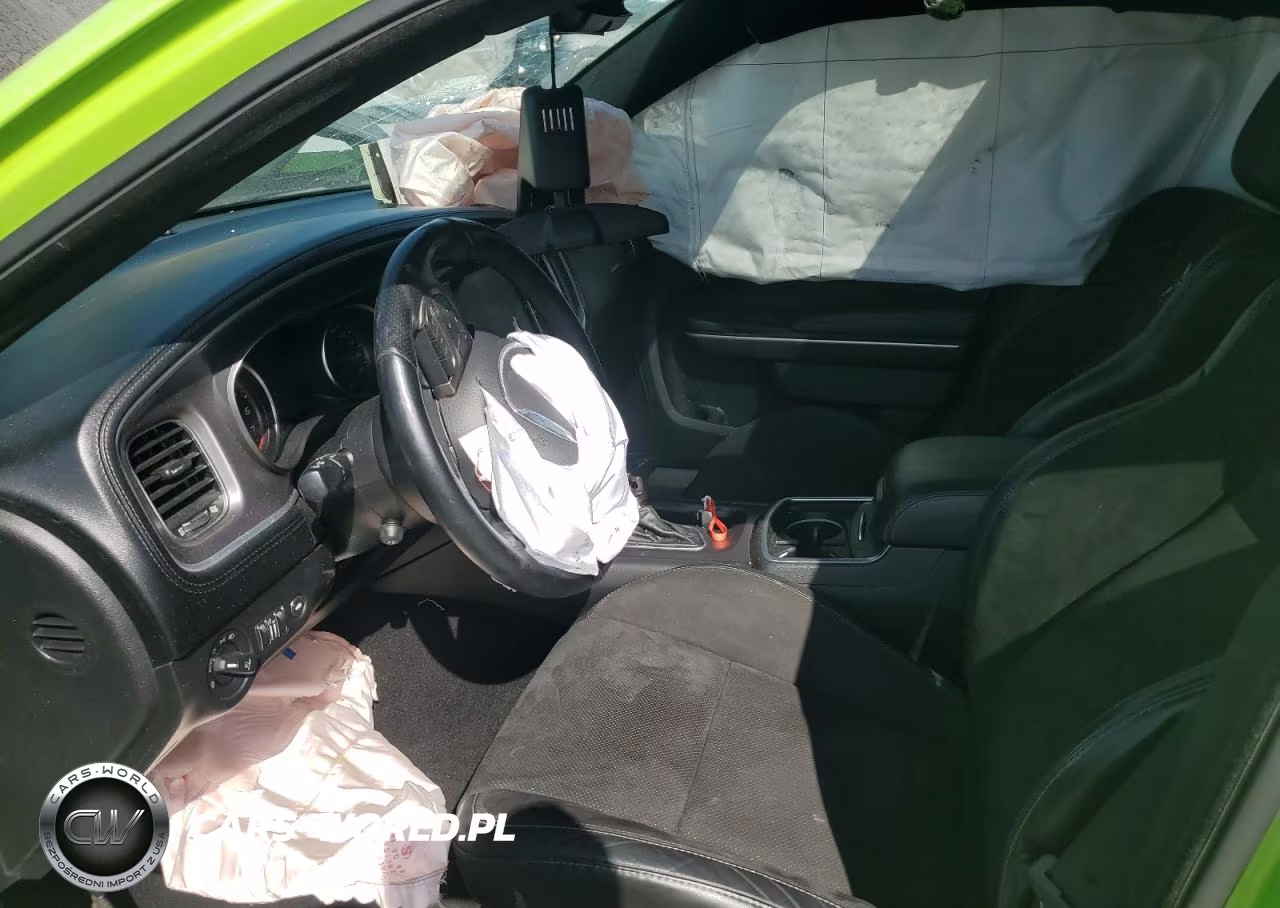 2019 Dodge Charger Scat Pack VIN:2C3CDXGJ7KH740267 - 7