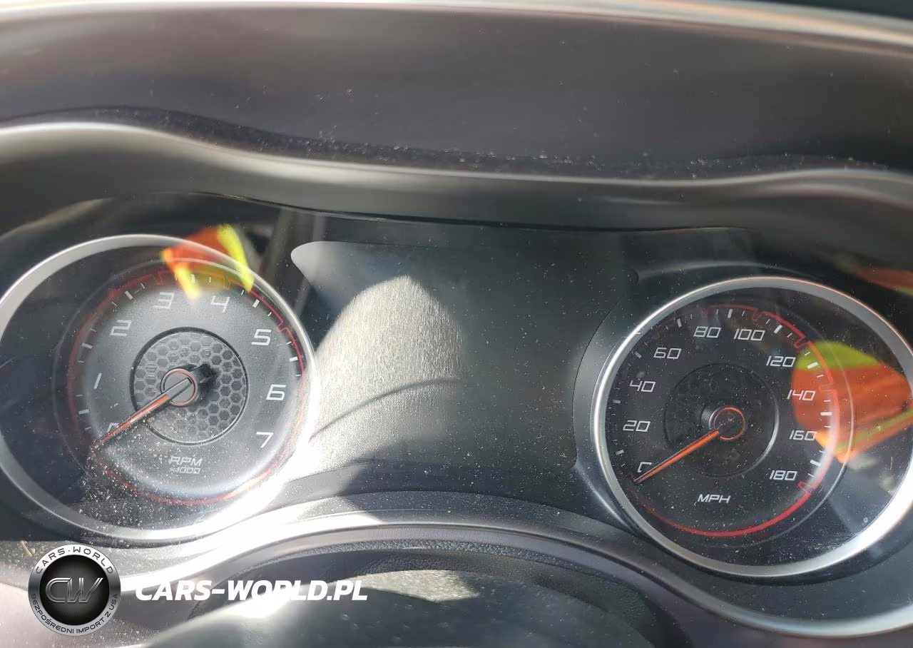 2019 Dodge Charger Scat Pack VIN:2C3CDXGJ7KH740267 - 9