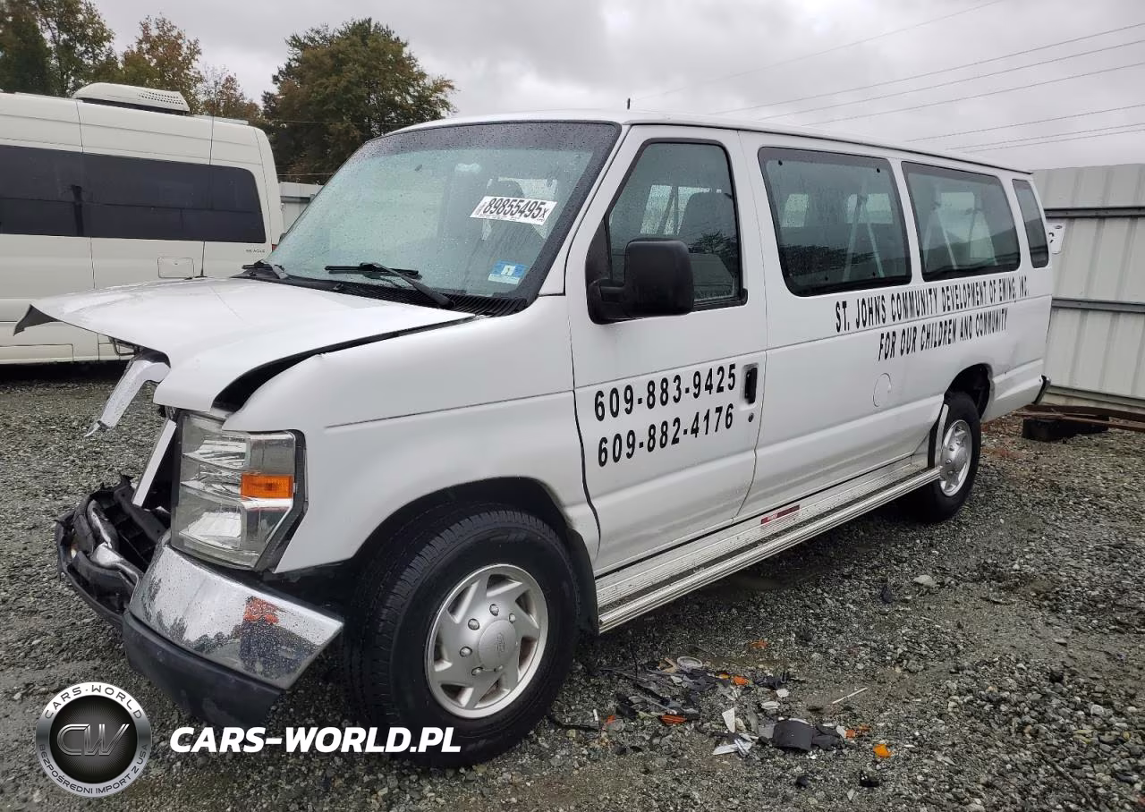 2012 Ford Econoline E350 Super Duty Wagon