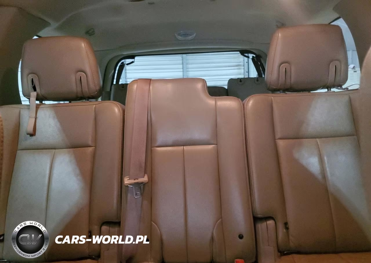 2010 Ford Expedition Eddie Bauer VIN:1FMJU1J54AEB71665 - 10