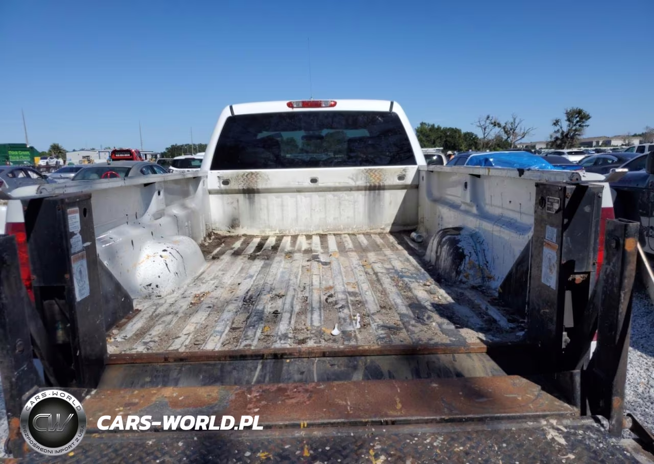 2009 GMC Sierra K3500 VIN:1GTHK73K89F170720 - 6