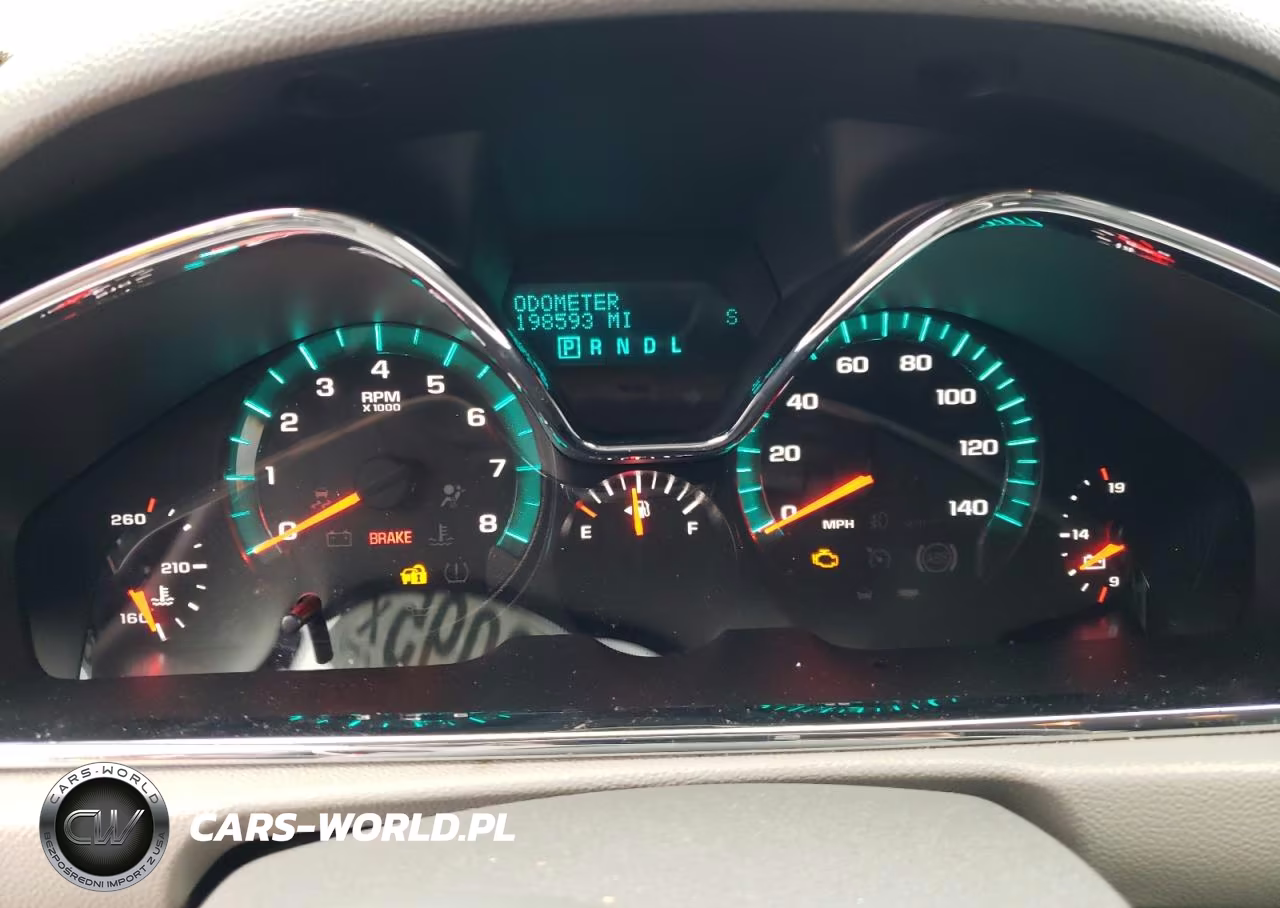 2017 Chevrolet Traverse Ls VIN:1GNKRFKD9HJ162434 - 9