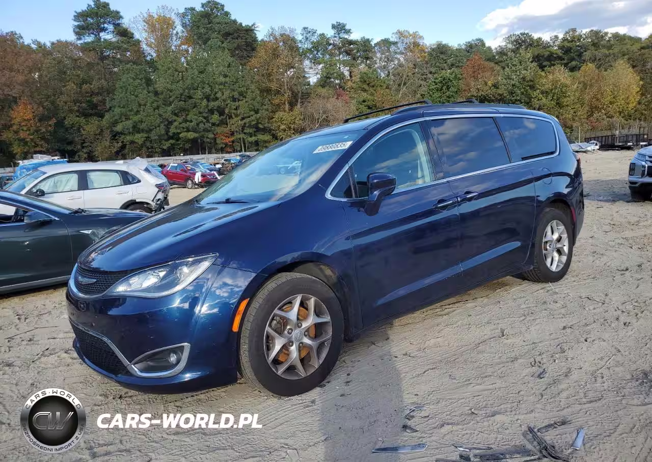 2017 Chrysler Pacifica Touring L