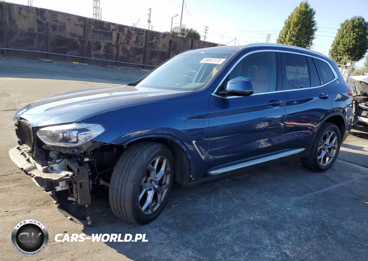 2021 BMW X3 xDrive30E