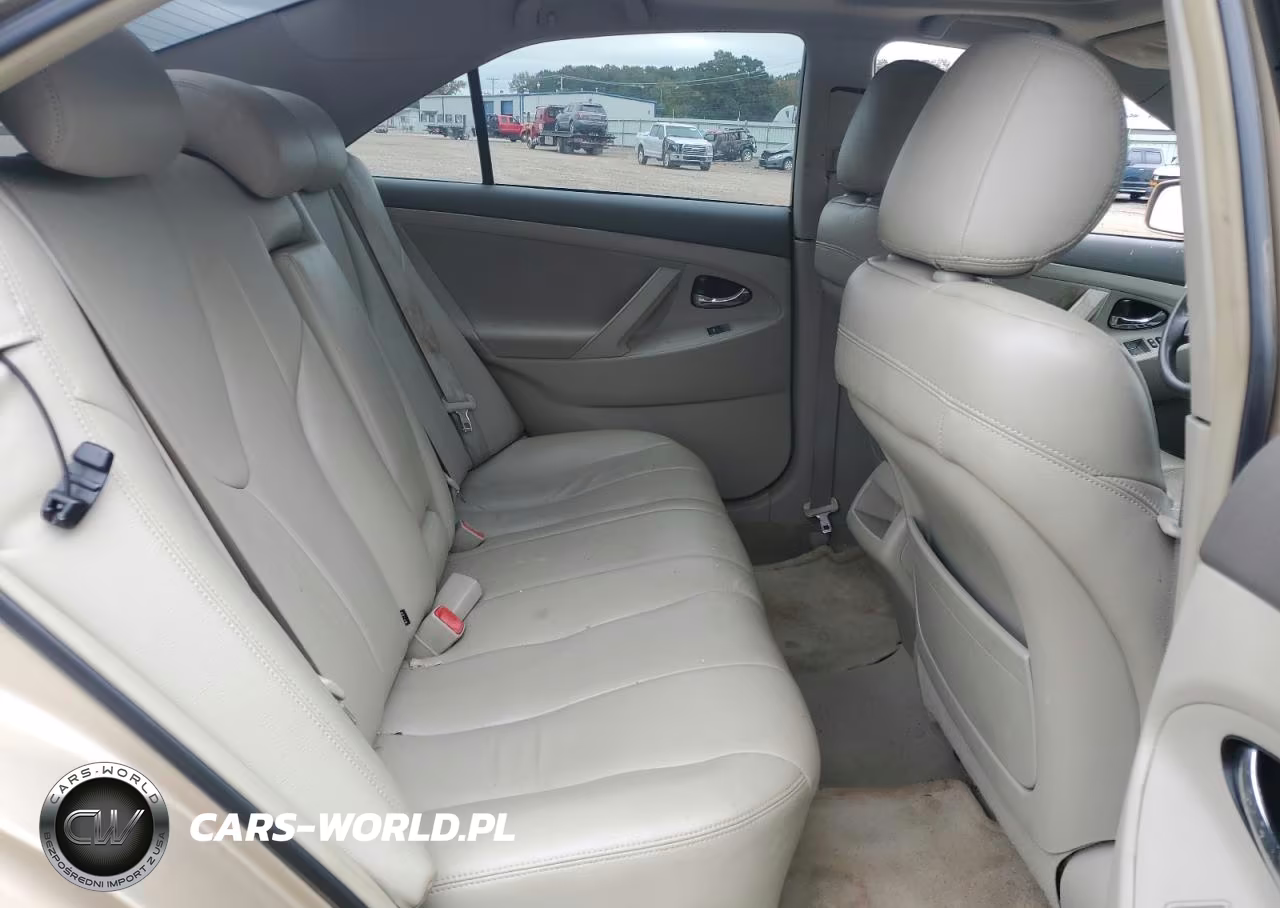 2010 Toyota Camry VIN:4T1BF3EK7AU512105 - 10