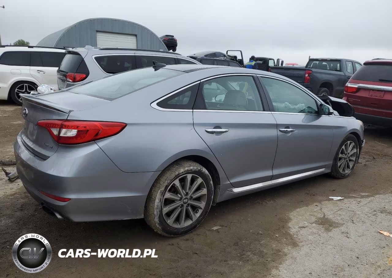 2016 Hyundai Sonata Limited VIN:5NPE34AF5GH319303 - 3
