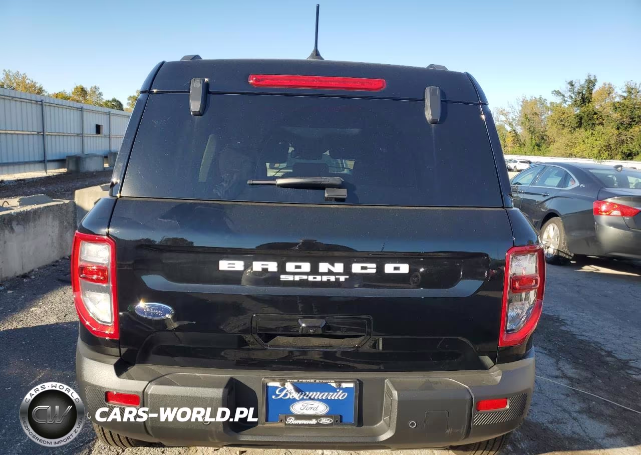 2025 Ford Bronco Sport Outer Banks VIN:3FMCR9CN2SRE39584 - 6