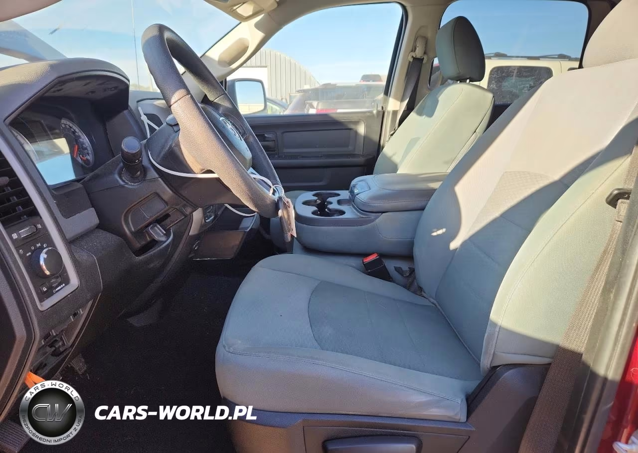 2019 Ram 1500 Classic Tradesman VIN:1C6RR7KTXKS598867 - 7