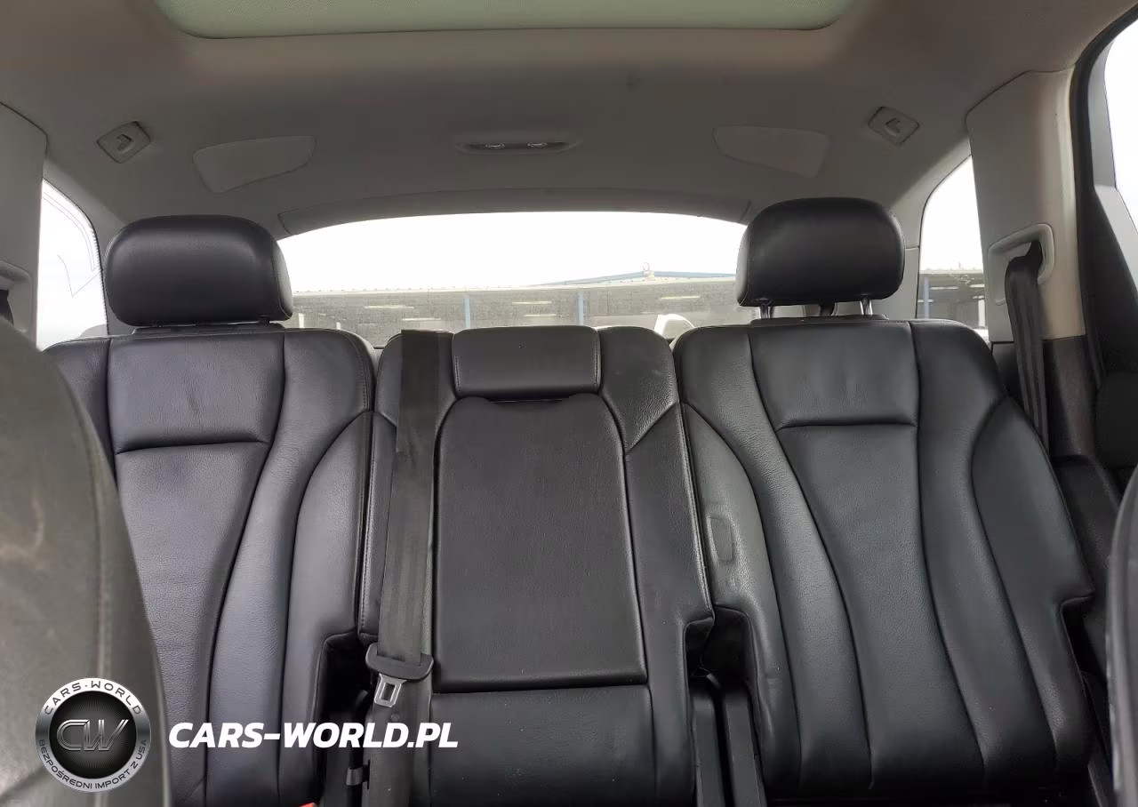 2019 Audi Q7 Premium Plus VIN:WA1LHAF75KD040015 - 10