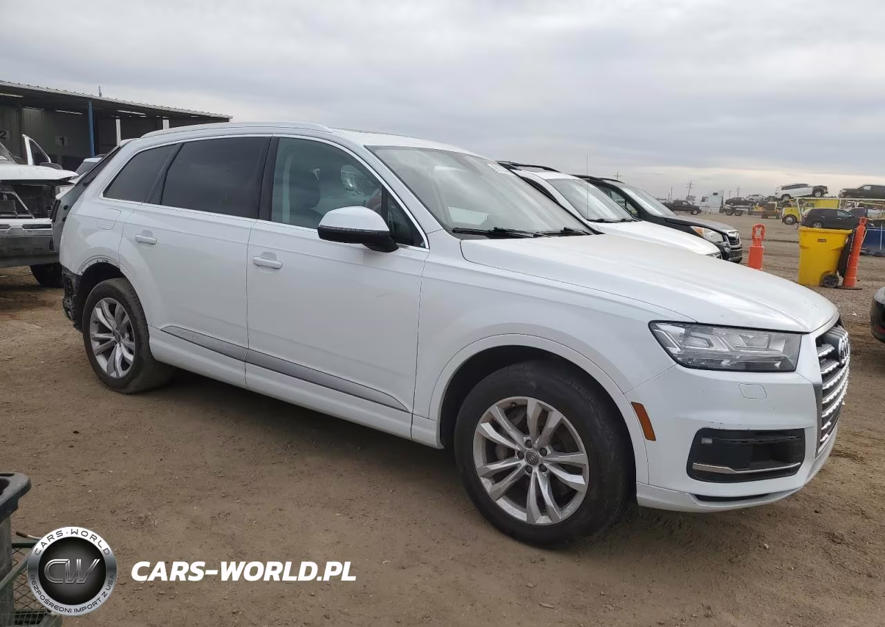2019 Audi Q7 Premium Plus VIN:WA1LHAF75KD040015 - 4