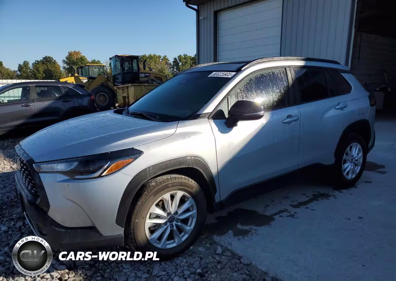 2025 Toyota Corolla Cross Le