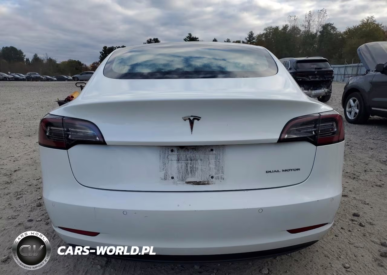 2018 Tesla Model 3 VIN:5YJ3E1EBXJF134712 - 6