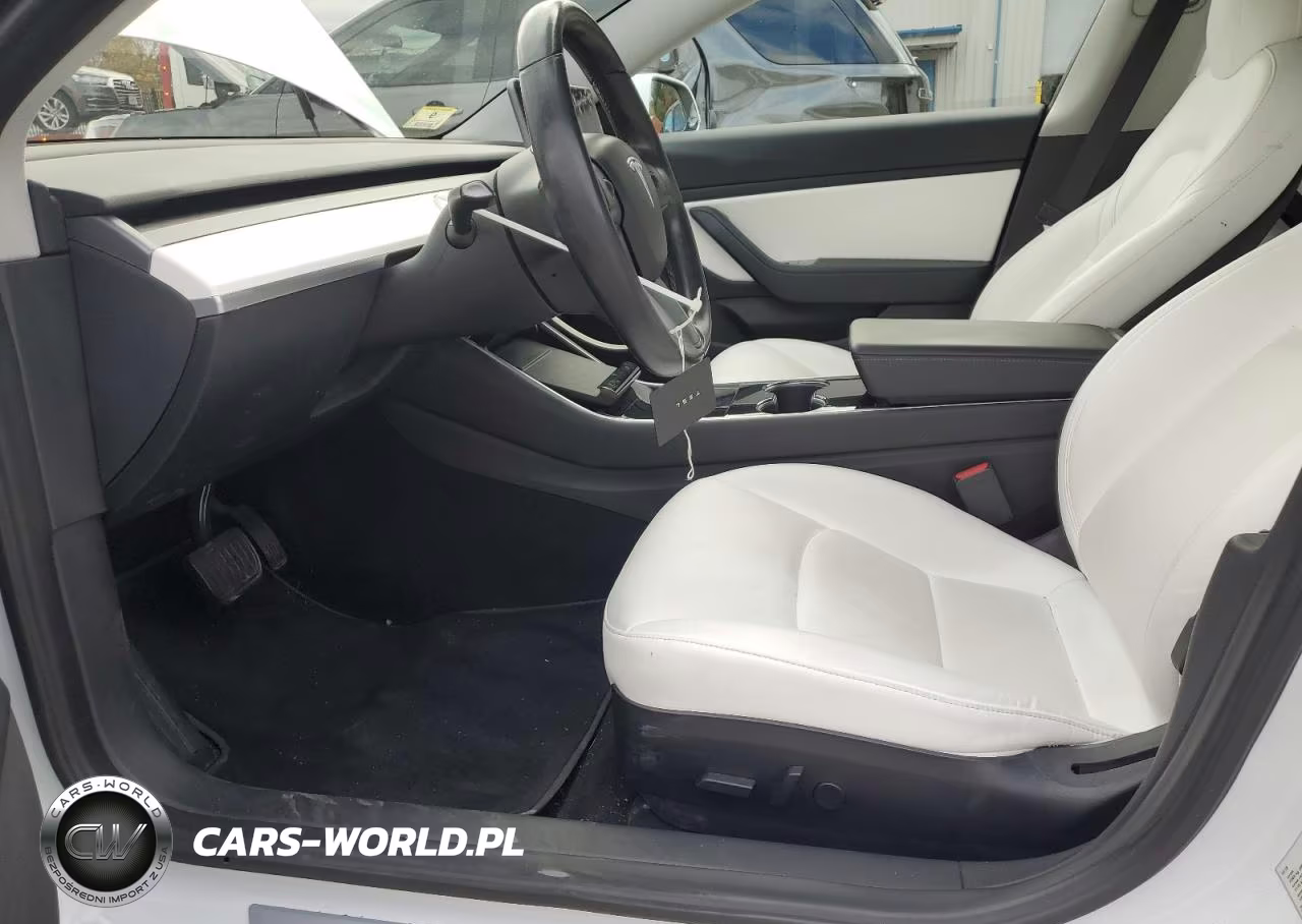 2018 Tesla Model 3 VIN:5YJ3E1EBXJF134712 - 7