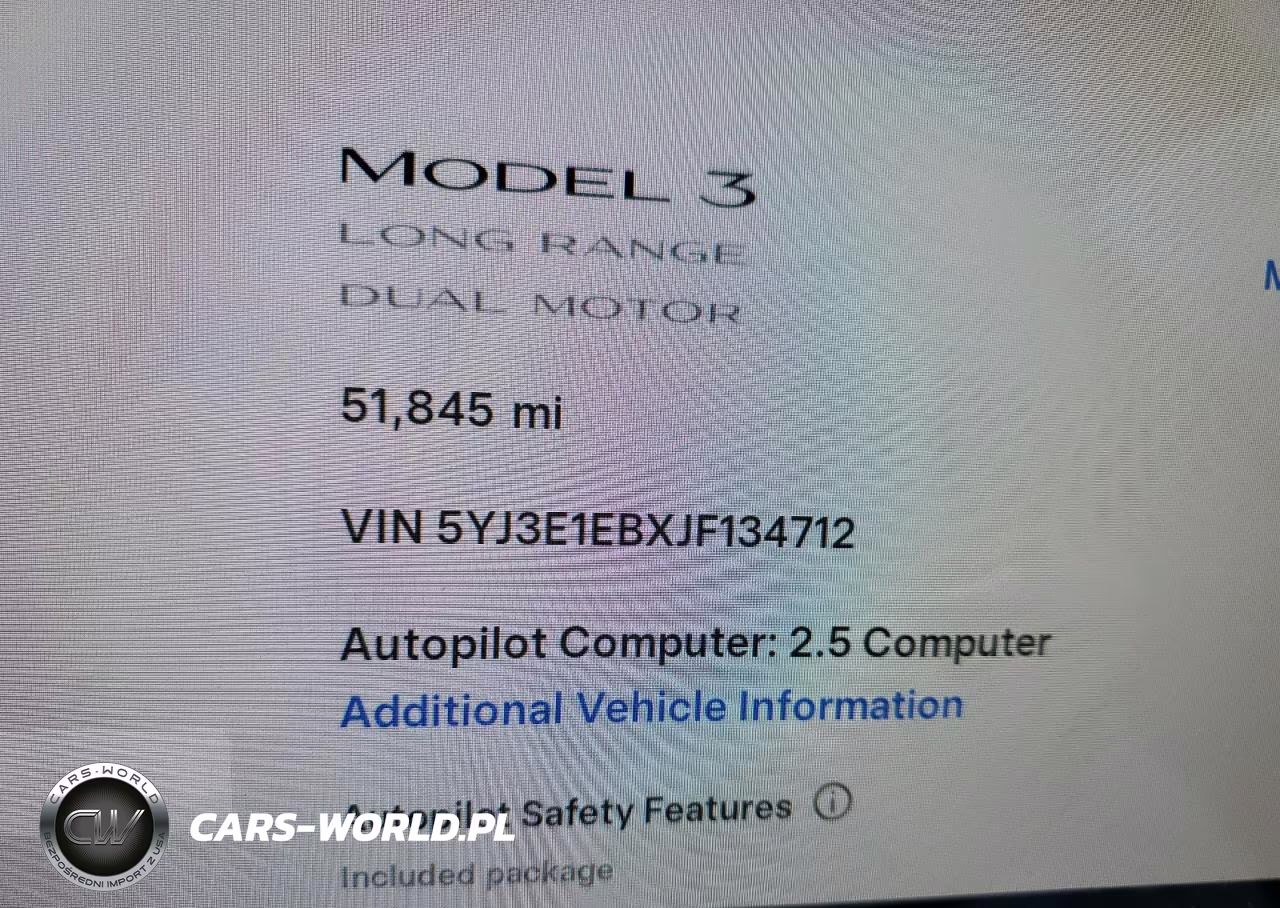 2018 Tesla Model 3 VIN:5YJ3E1EBXJF134712 - 9
