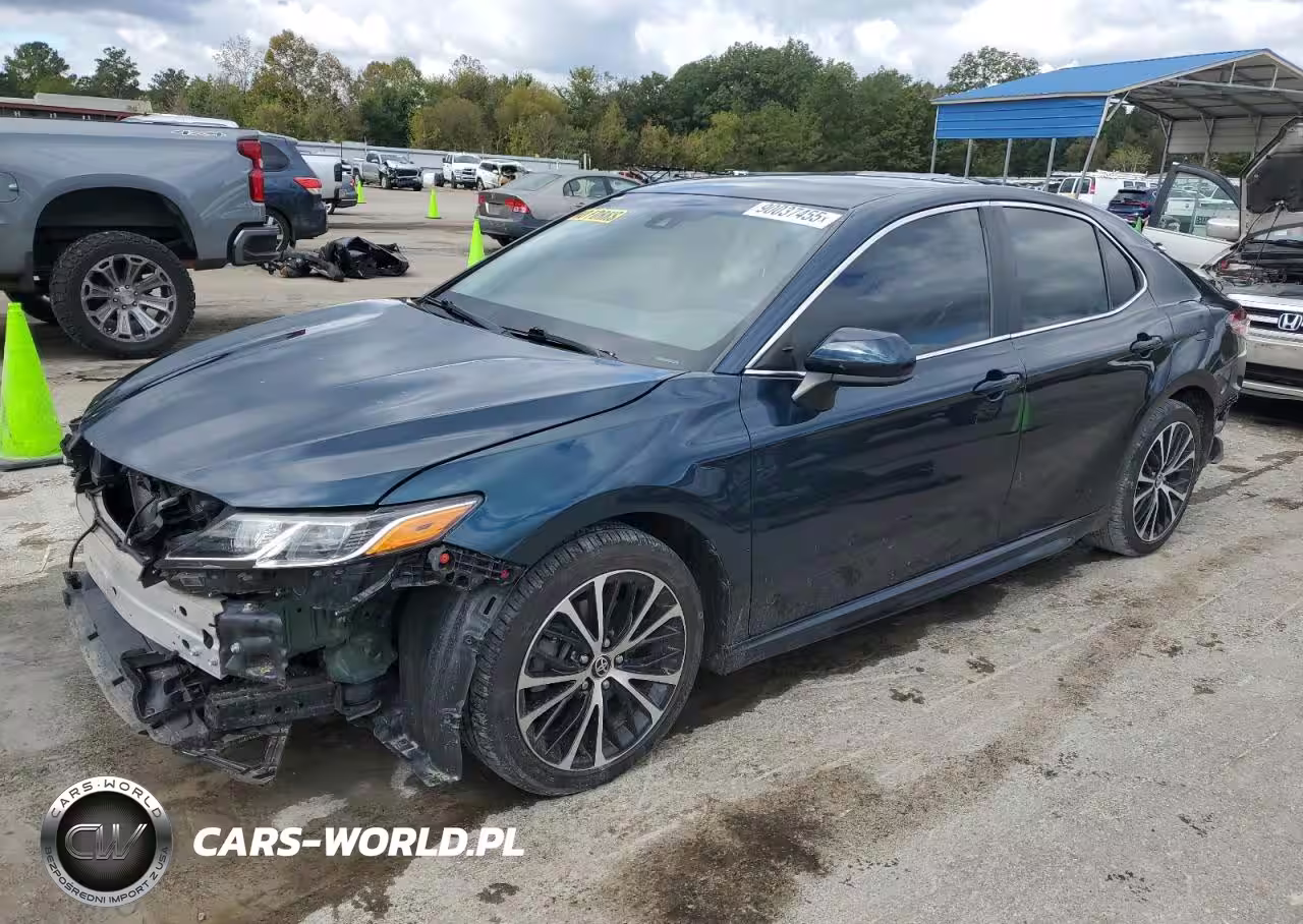 2020 Toyota Camry Se