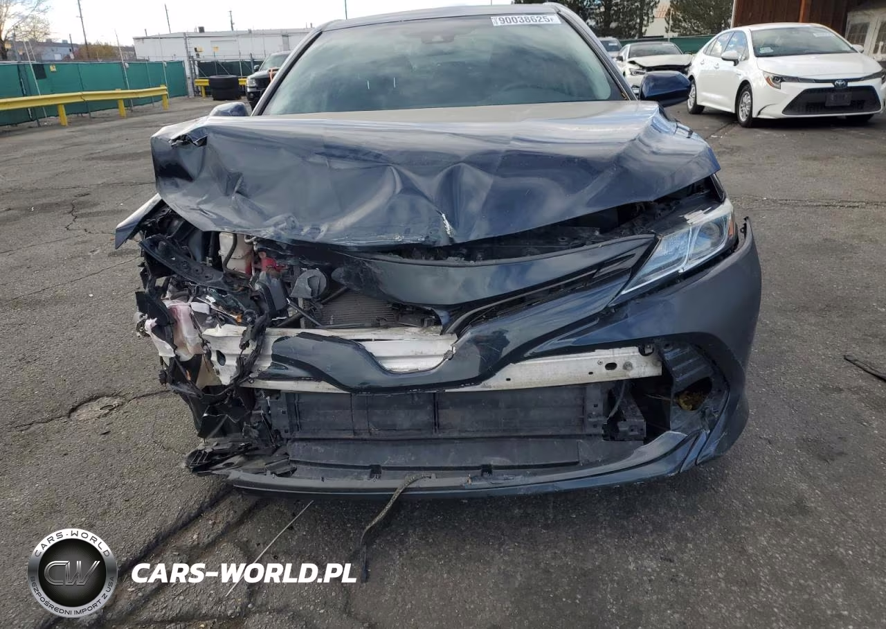 2019 Toyota Camry Le VIN:4T1B31HK1KU512529 - 5