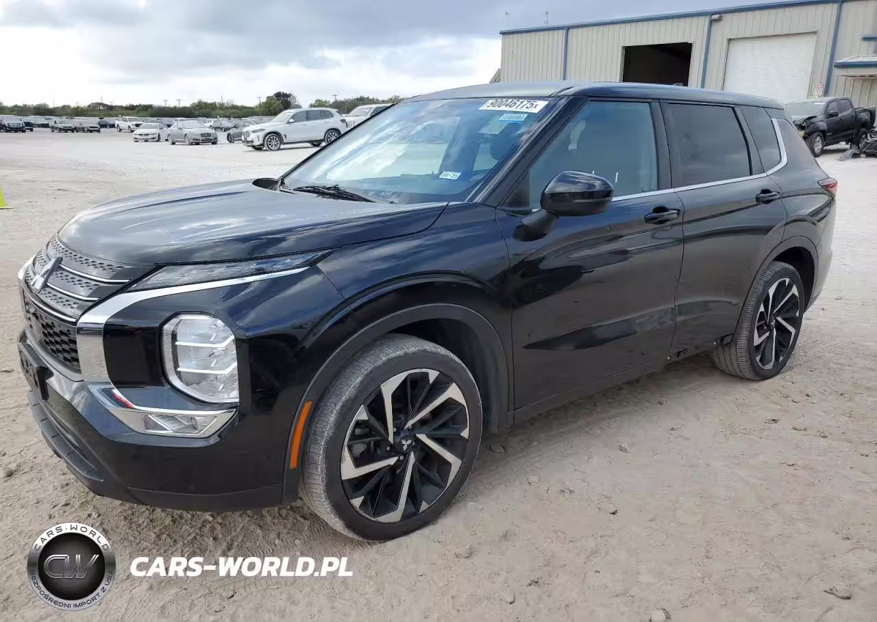 2022 Mitsubishi Outlander Es