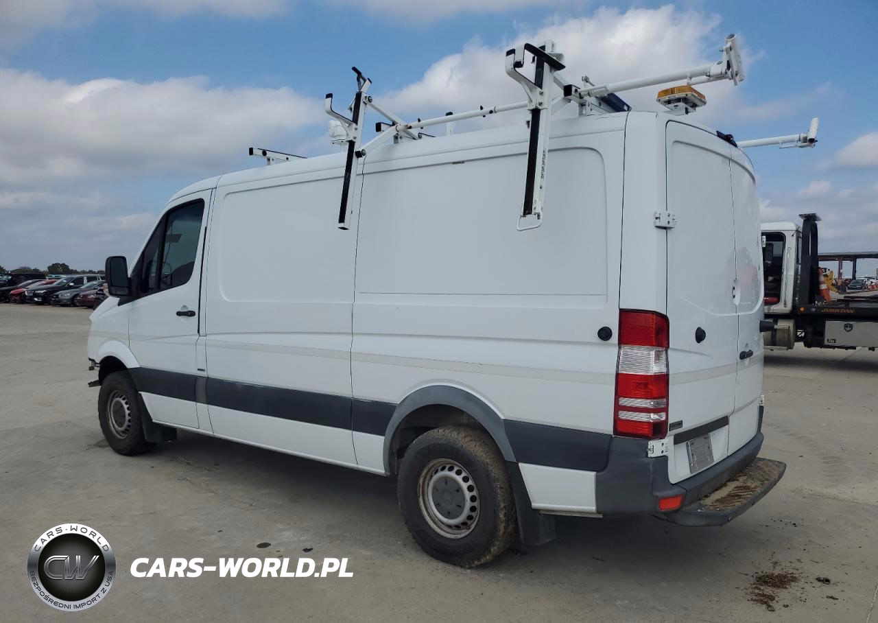 2015 Mercedes Benz Sprinter 2500 Delivery Van Van VIN:WD3PE7DC2FP156273 - 2