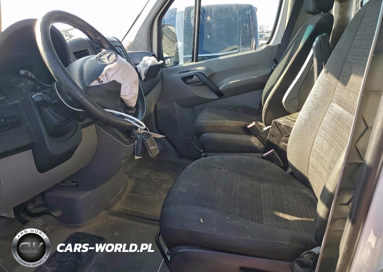 2015 Mercedes Benz Sprinter 2500 Delivery Van Van VIN:WD3PE7DC2FP156273 - 7