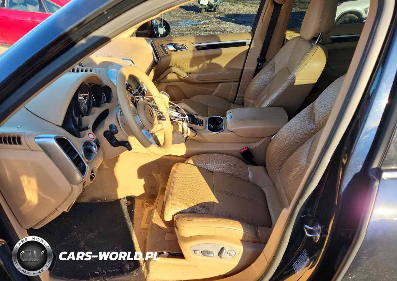 2016 Porsche Cayenne S VIN:WP1AB2A20GLA97041 - 7