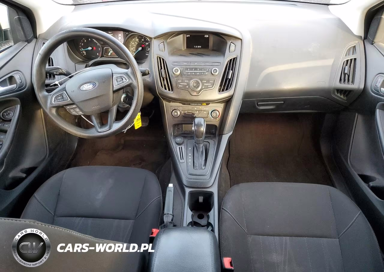 2018 Ford Focus Se VIN:1FADP3K29JL331548 - 8