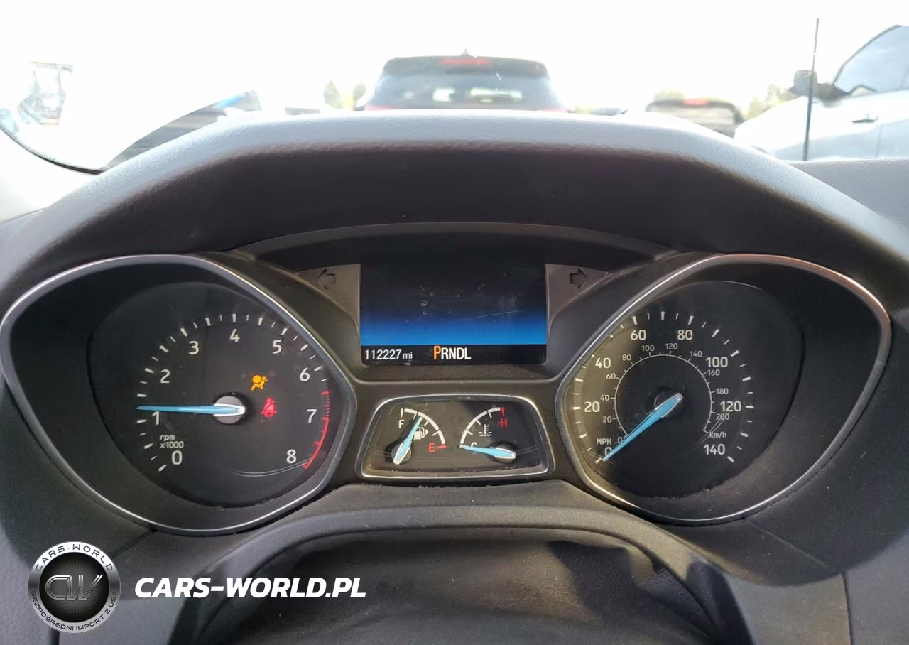 2018 Ford Focus Se VIN:1FADP3K29JL331548 - 9