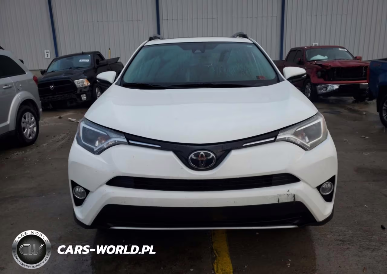 2018 Toyota Rav4 Xle VIN:2T3RFREV4JW846367 - 5